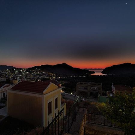 Symi Sunshine Apartment Esterno foto